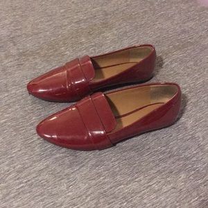 Flats/Loafers